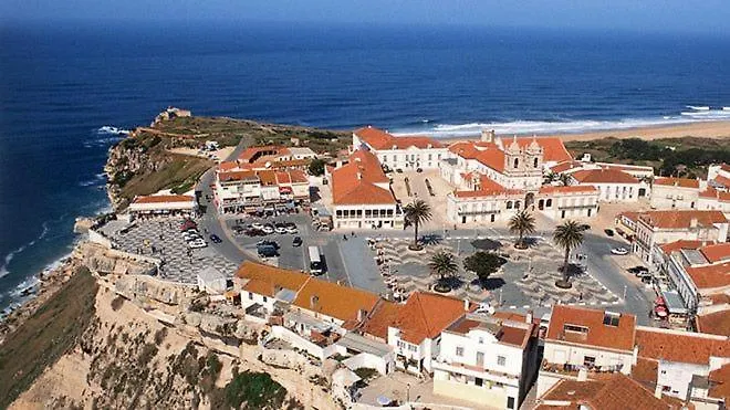 Lägenhet 100 Meters From The Beach! Rua Da Regeneracao Nazaré