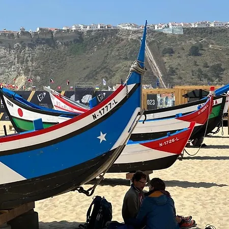 100 Meters From The Beach! Rua Da Regeneracao * נאזרה