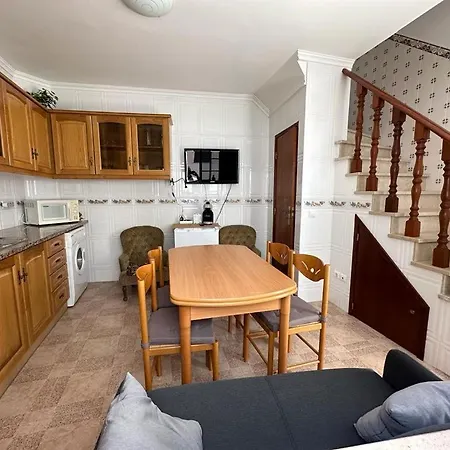 100 Meters From The Beach! Rua Da Regeneracao Apartment Nazare